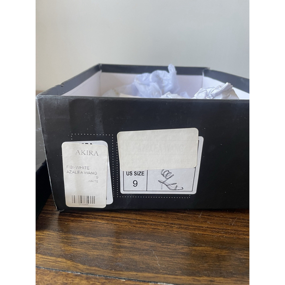 Azalea Wang NIB Square Toe Silver Rhinestone Ankle Wrap Heels Size 9 - Picture 8 of 9